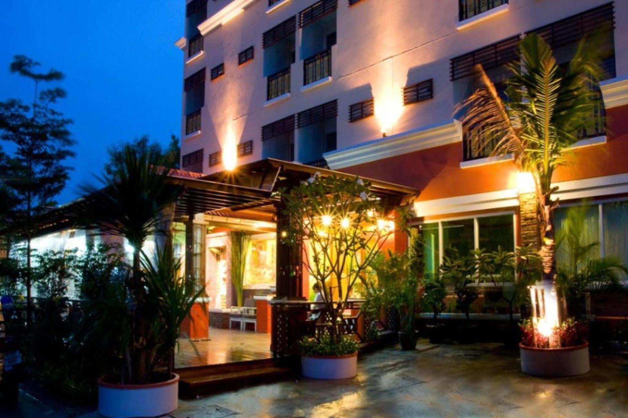 Oyo 280 Thai Garden Resort Bangkok Kültér fotó