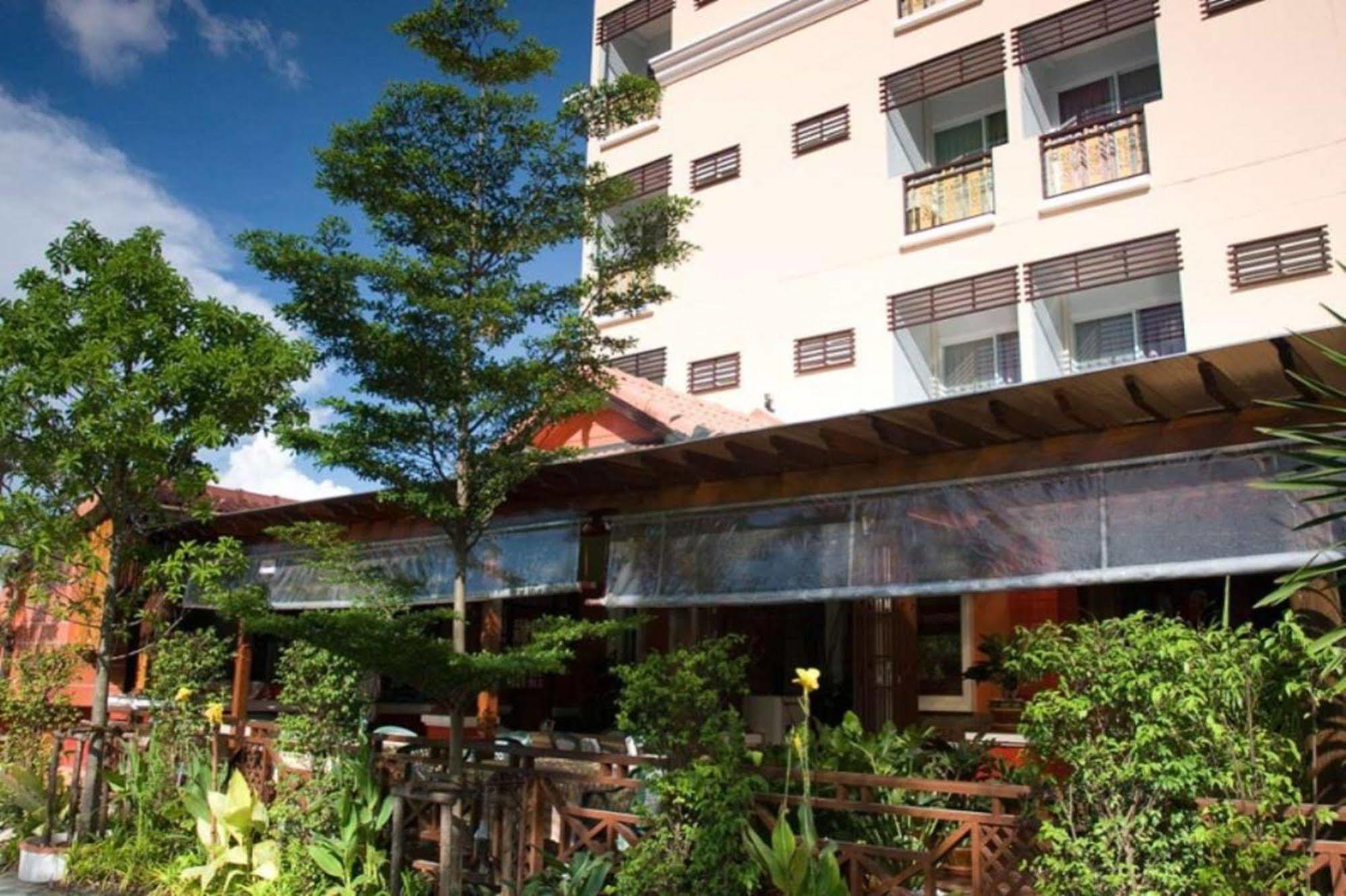 Oyo 280 Thai Garden Resort Bangkok Kültér fotó