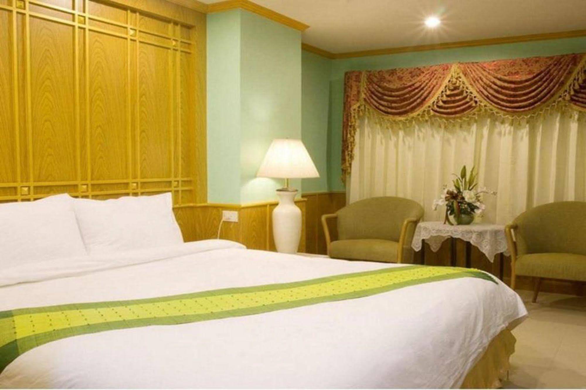 Oyo 280 Thai Garden Resort Bangkok Kültér fotó