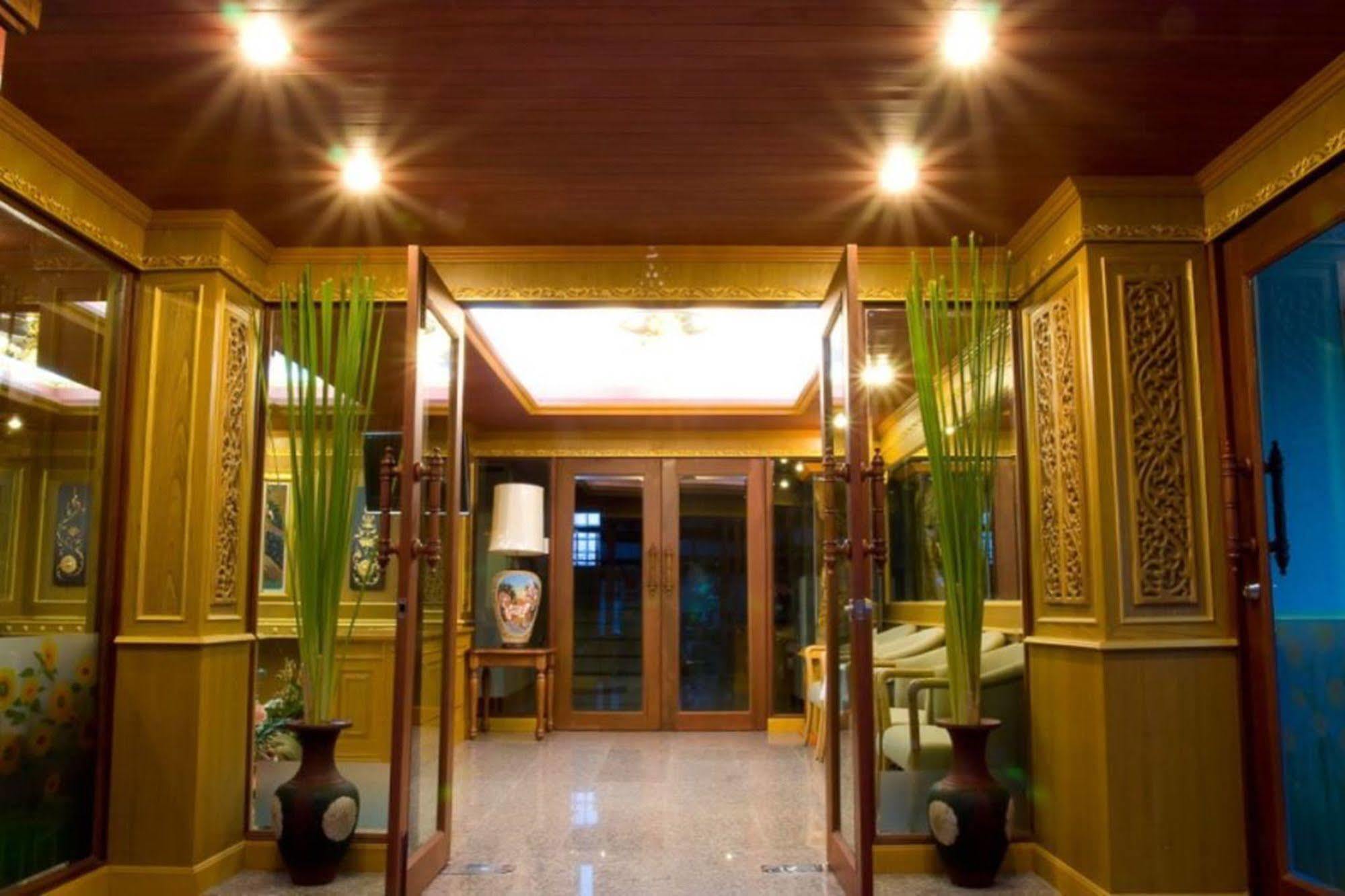 Oyo 280 Thai Garden Resort Bangkok Kültér fotó